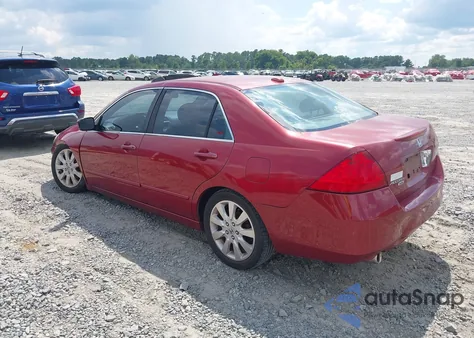 2007 Honda Accord 3.0 Ex z USA, uszkodzony, nr VIN 1HGCM66567A044484